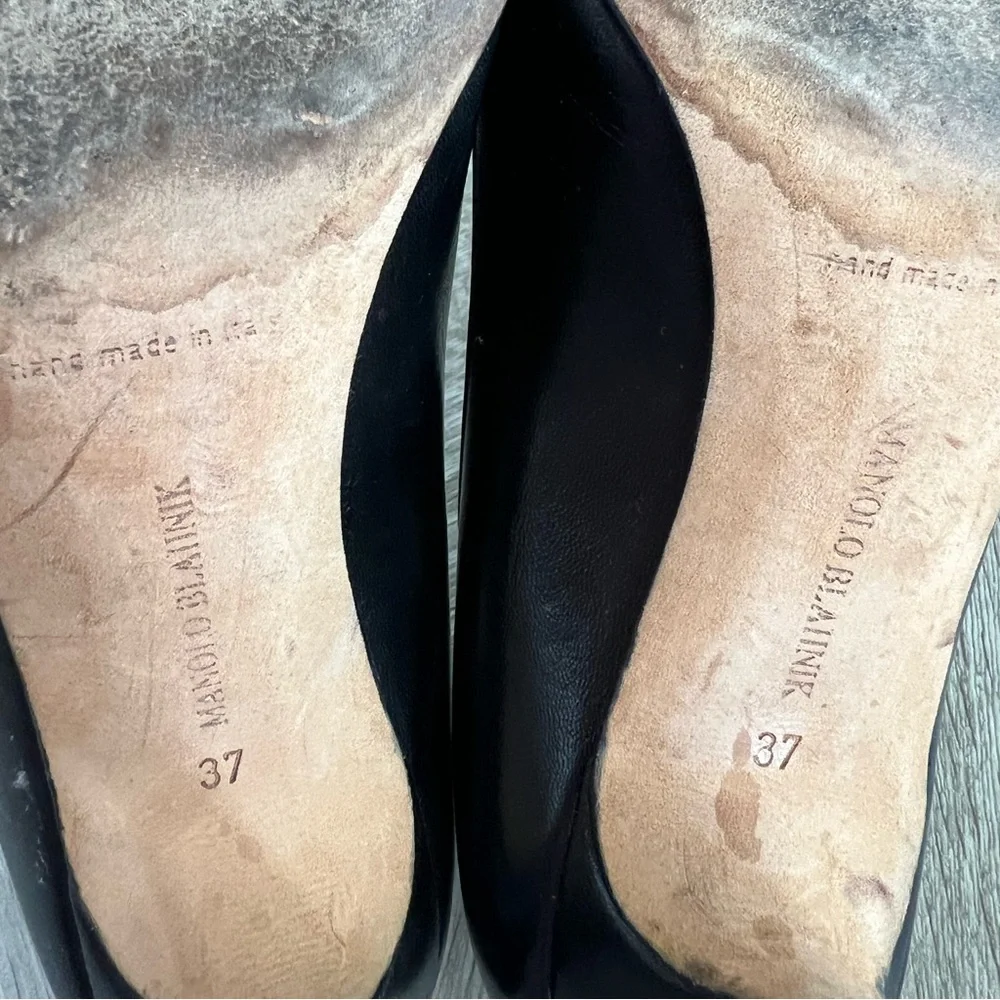 Manolo Blahnik size 37 black classic pump - Picture 5 of 8